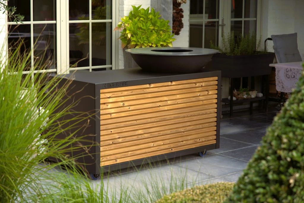 Buitenkeuken met Plancha BBQ.
TIGER FIRE OFFICIAL STORE | TIGER FIRE SHOP | TIGER FIRE | PLANCHA BBQ | BBQ KOPEN | Kupić BBQ | Koupit BBQ | Buy a BBQ | Acheter BBQ | BBQ KAUFEN | Acquistare un BBQ | Comprar un BBQ | EINEN BBQ KAUFEN | Comprar um BBQ | FUERPLATTE PLANCHA BBQ | PLANCHA GRILL | BBQ GRIDDLE